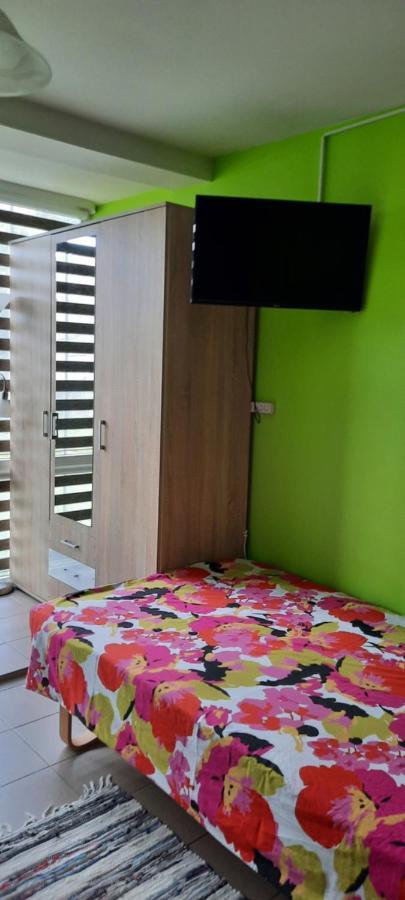 Day & Night Anyksciai Apartment Ngoại thất bức ảnh